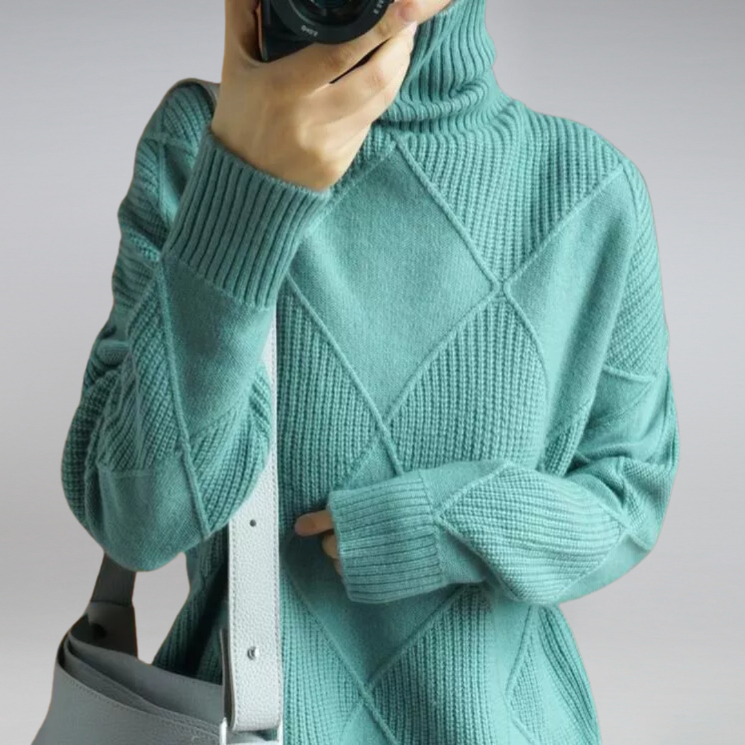 Madeline - Soft Turtleneck Sweater