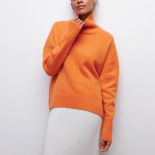 Wendy™ | Sweater with turtleneck