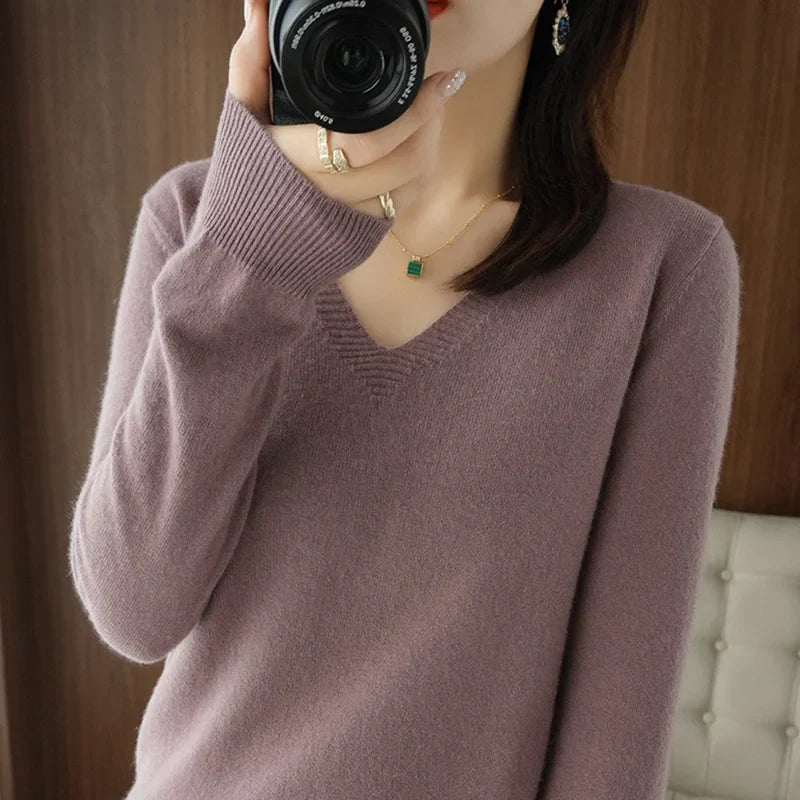 Astrid™ | Cashmere V-neck Sweater