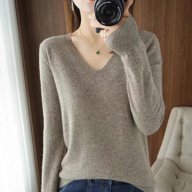 Astrid™ | Cashmere V-neck Sweater