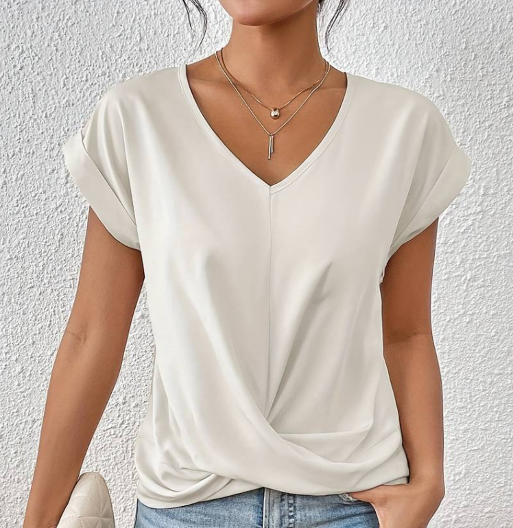 Chantelle™ - The perfect v-neck top